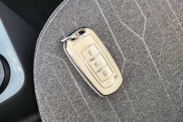 Used Geely Galaxy Panda 2023 Panda Mini 200km Endurance Bear Vehicle Key
