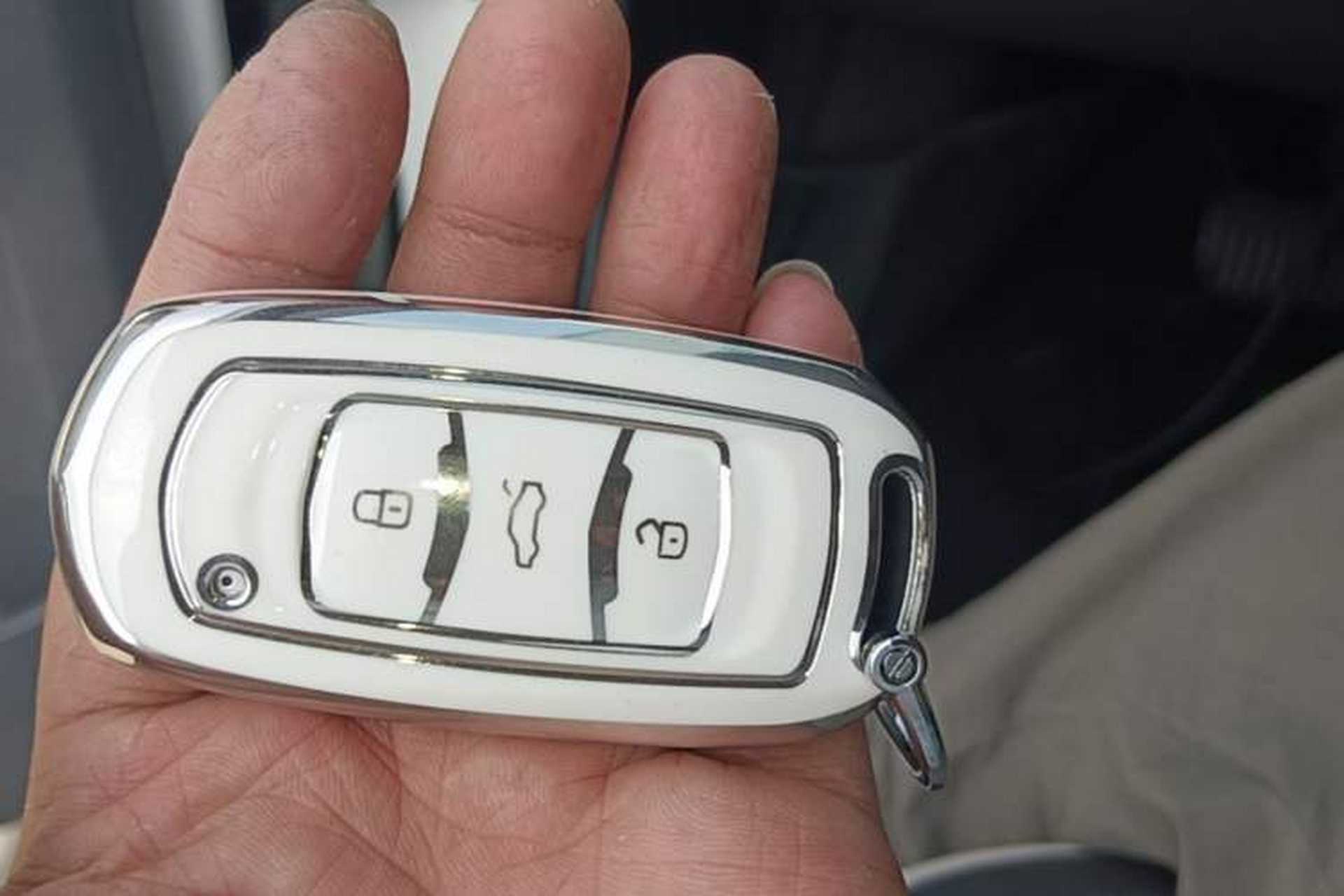 Used Geely Galaxy Panda 2023 Panda Mini 200km Endurance Bear Vehicle Key