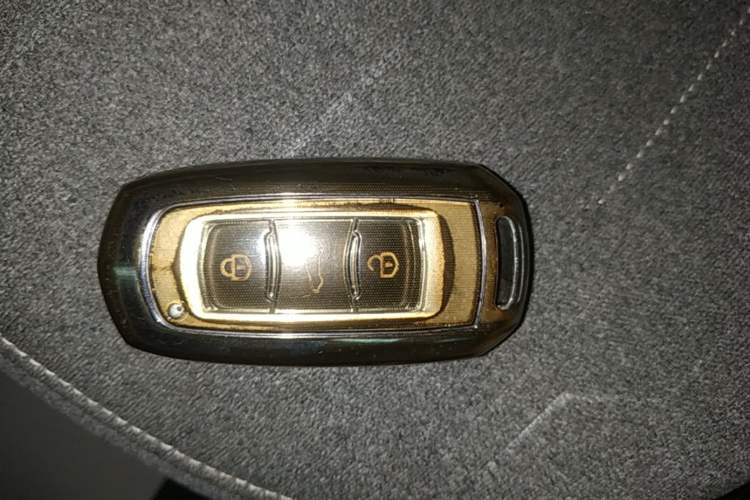 Used Geely Galaxy Panda 2023 Panda Mini 200km Endurance Bear Vehicle Key