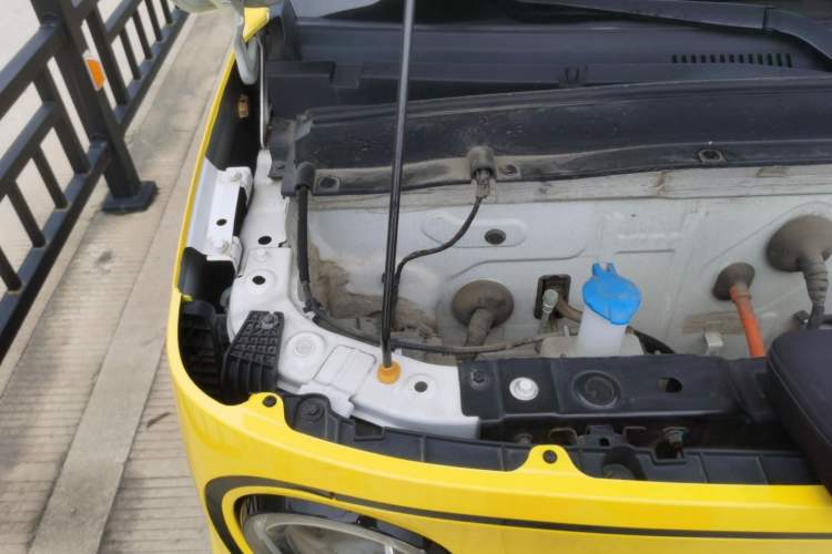 Used Geely Galaxy Panda 2023 Panda Mini 200km Endurance Bear Engine Bay Right
