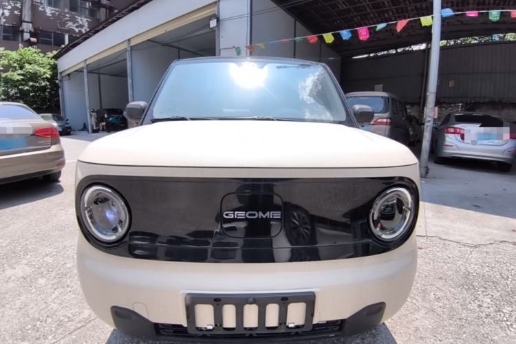 Used Geely Galaxy Panda 2023 Panda Mini 200km Endurance Bear Front
