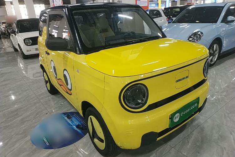Used Geely Galaxy Panda 2023 Panda Mini 200km Dynamic Bear Front Right 45 Deg