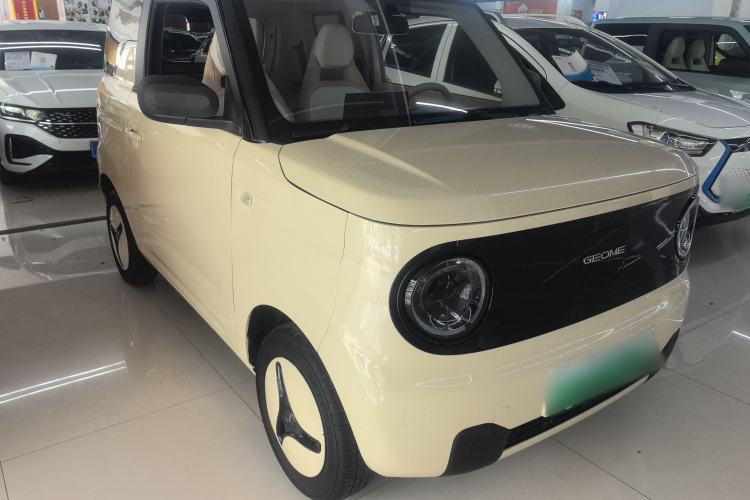 Used Geely Galaxy Panda 2023 Panda Mini 200km Endurance Bear Front Right 45 Deg
