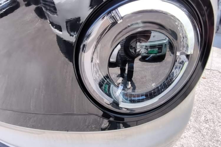 Used Geely Galaxy Panda 2023 Panda Mini 200km Endurance Bear Left Front Headlight