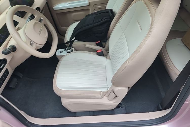 Used Geely Galaxy Panda 2023 Panda Mini 200km Endurance Bear Left Front Seat