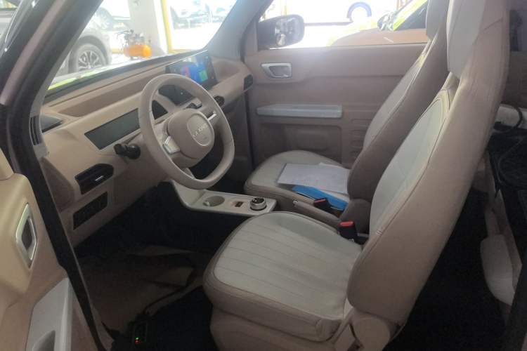 Used Geely Galaxy Panda 2023 Panda Mini 200km Endurance Bear Left Front Seat