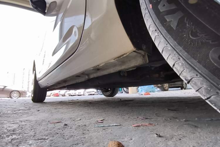 Used Geely Galaxy Panda 2023 Panda Mini 200km Endurance Bear Left Side Sill