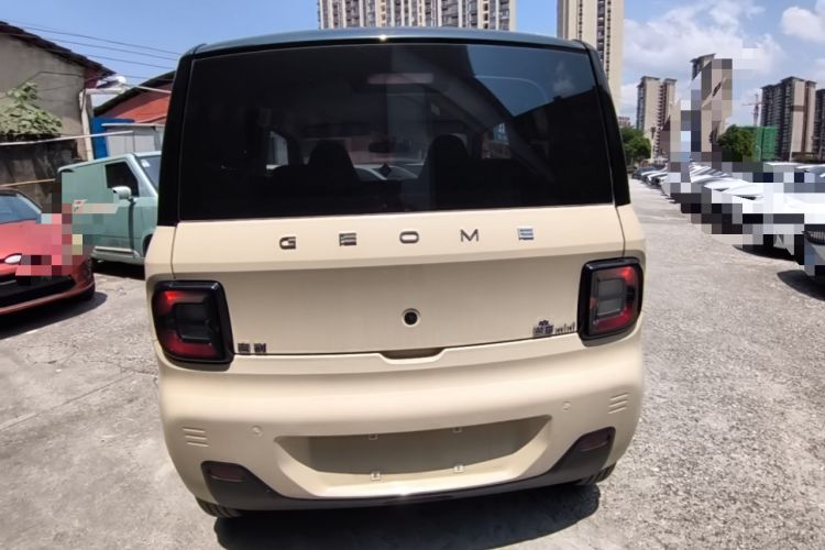 Used Geely Galaxy Panda 2023 Panda Mini 200km Endurance Bear Rear