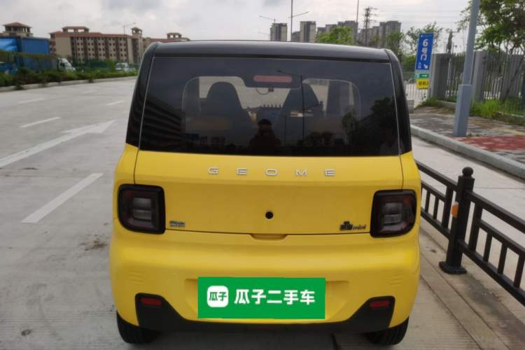 Used Geely Galaxy Panda 2023 Panda Mini 200km Endurance Bear Rear