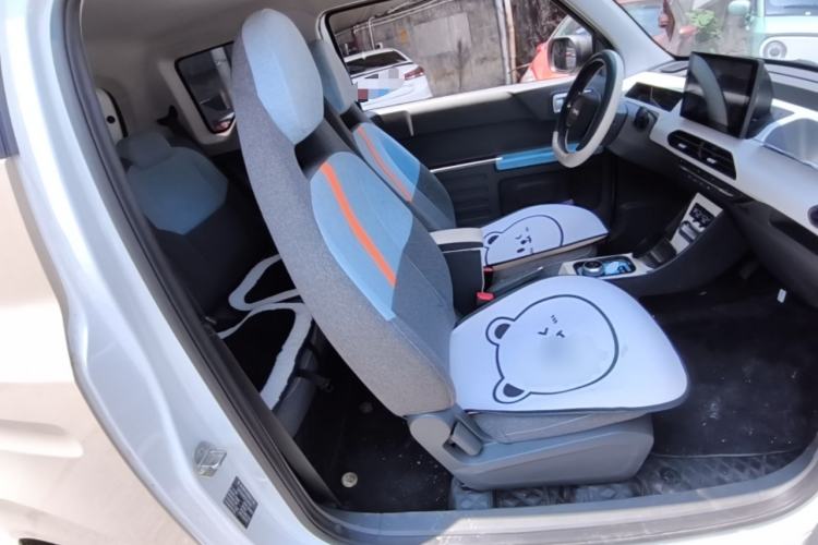 Used Geely Galaxy Panda 2023 Panda Mini 200km Endurance Bear Right Front Seat