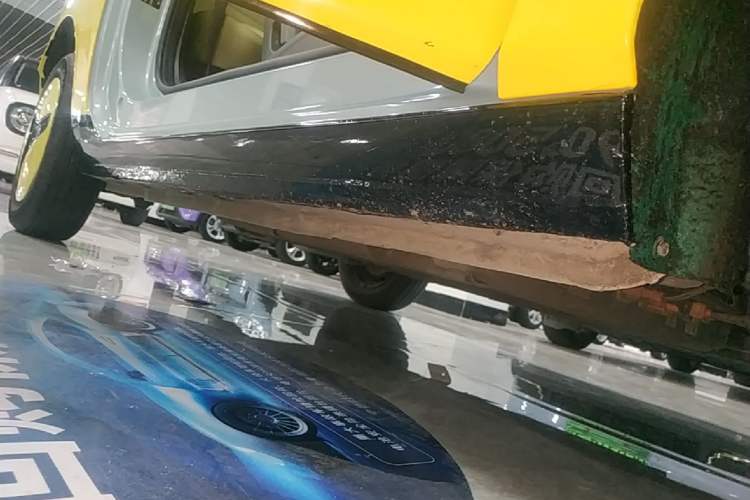 Used Geely Galaxy Panda 2023 Panda Mini 200km Dynamic Bear Right Side Sill