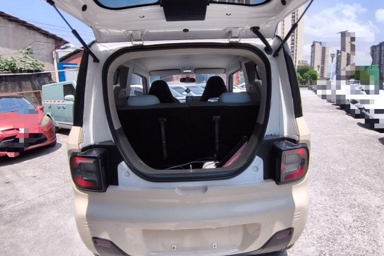 Used Geely Galaxy Panda 2023 Panda Mini 200km Endurance Bear Trunk