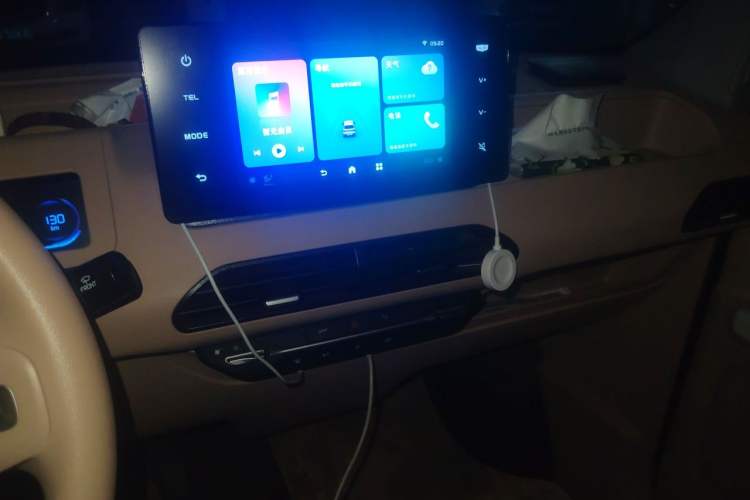 Used Geely Galaxy Panda 2024 Panda Mini 200km Endurance Bear Audio And AC Panel