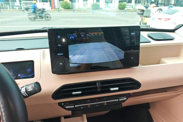 Used Geely Galaxy Panda 2024 200km Panda Kart Audio And AC Panel