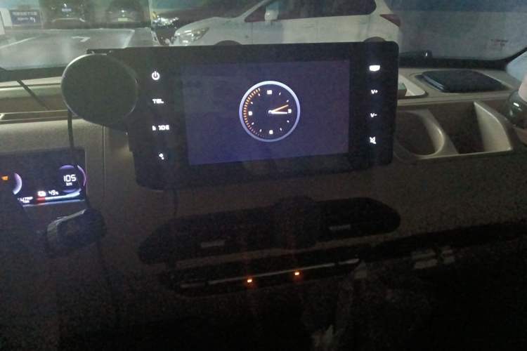 Used Geely Galaxy Panda 2024 200km Panda Kart Audio And AC Panel