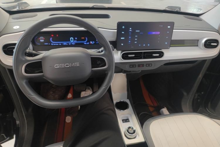 Used Geely Galaxy Panda 2024 200km Panda Kart Center Console