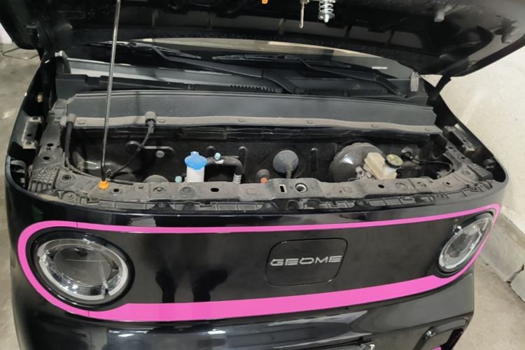 Used Geely Galaxy Panda 2024 200km Panda Kart Engine Bay
