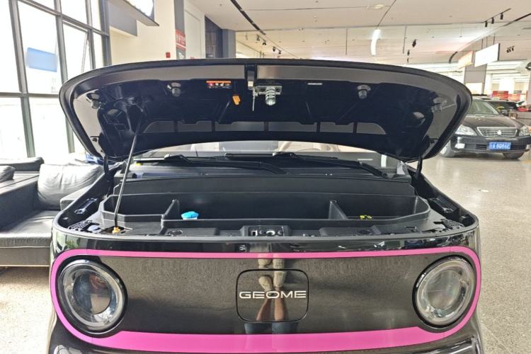 Used Geely Galaxy Panda 2024 200km Panda Kart Engine Bay