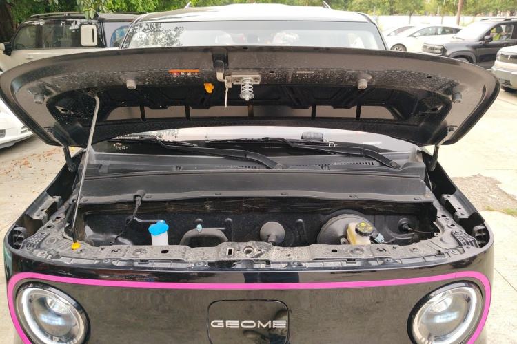Used Geely Galaxy Panda 2024 200km Panda Kart Engine Bay