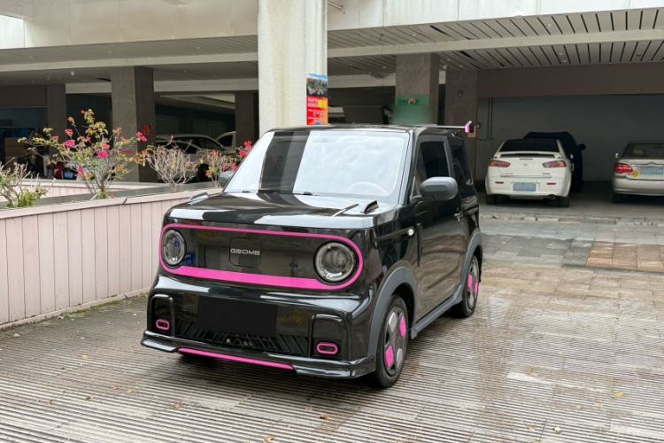 Used Geely Galaxy Panda 2024 200km Panda Kart Exterior 2