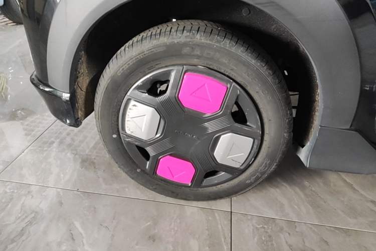 Used Geely Galaxy Panda 2024 200km Panda Kart Exterior 5