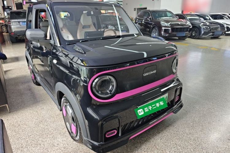 Used Geely Galaxy Panda 2024 200km Panda Kart Front Right 45 Deg