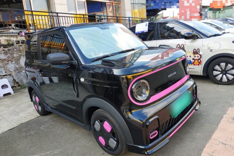 Used Geely Galaxy Panda 2024 200km Panda Kart Front Right 45 Deg