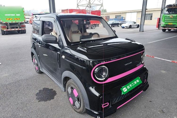 Used Geely Galaxy Panda 2024 200km Panda Kart Front Right 45 Deg