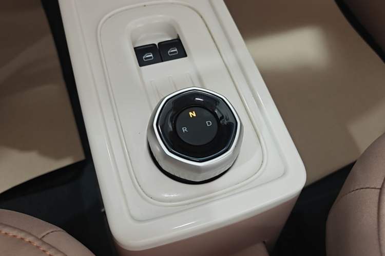 Used Geely Galaxy Panda 2024 200km Panda Kart Gear Lever