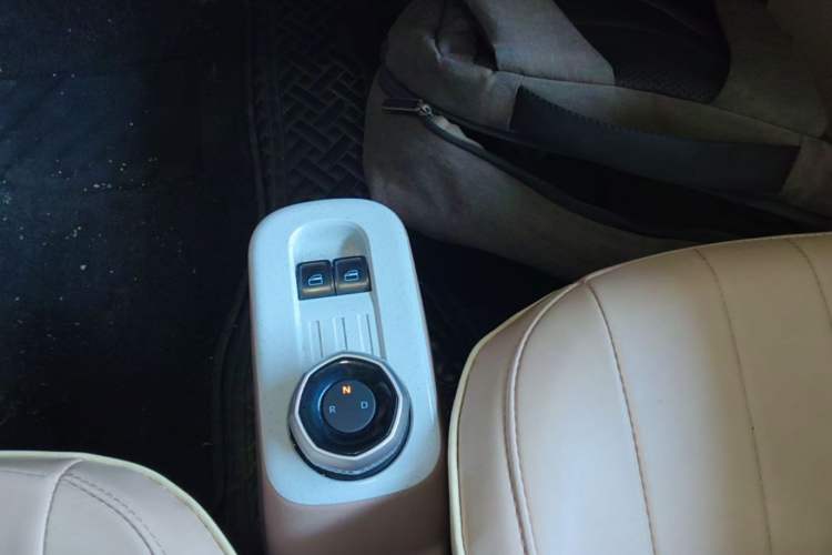 Used Geely Galaxy Panda 2024 200km Panda Kart Gear Lever