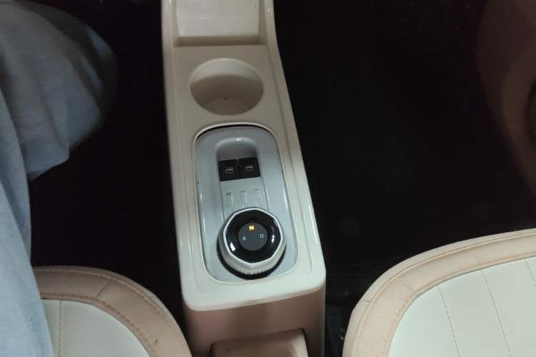 Used Geely Galaxy Panda 2024 200km Panda Kart Gear Lever