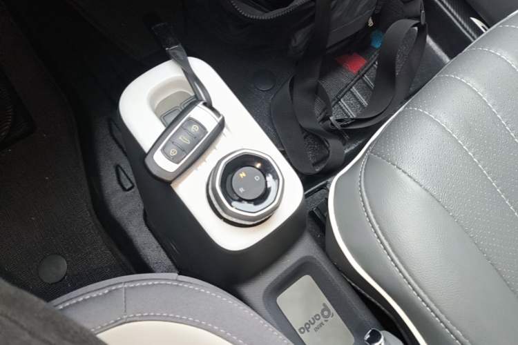 Used Geely Galaxy Panda 2024 200km Panda Kart Gear Lever