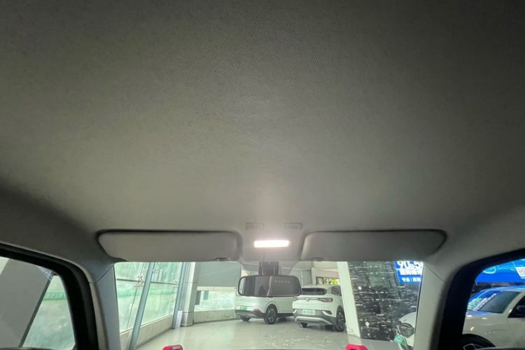 Used Geely Galaxy Panda 2024 200km Panda Rider Interior 1