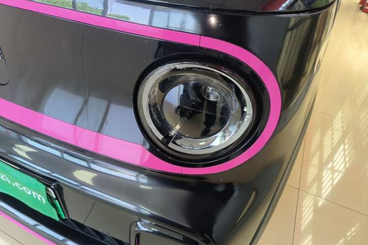 Used Geely Galaxy Panda 2024 200km Panda Kart Left Front Headlight