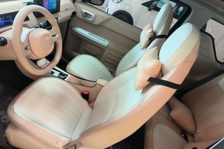 Used Geely Galaxy Panda 2024 200km Panda Kart Left Front Seat