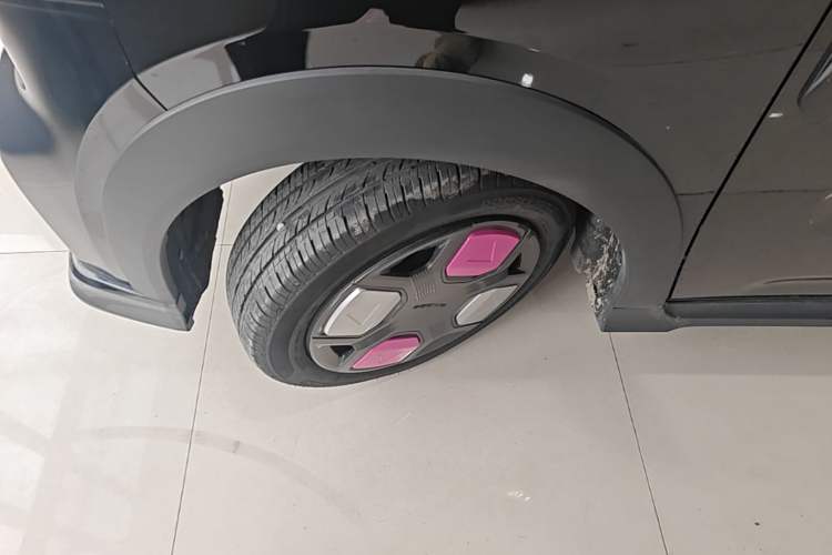 Used Geely Galaxy Panda 2024 200km Panda Kart Left Front Wheel Hub