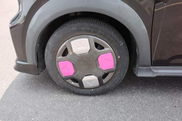 Used Geely Galaxy Panda 2024 200km Panda Kart Left Front Wheel Hub