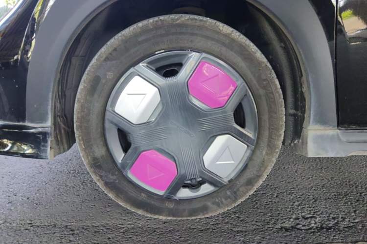 Used Geely Galaxy Panda 2024 200km Panda Kart Left Front Wheel Hub