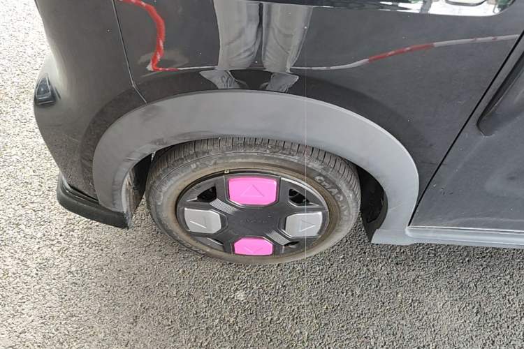 Used Geely Galaxy Panda 2024 200km Panda Kart Left Front Wheel Hub
