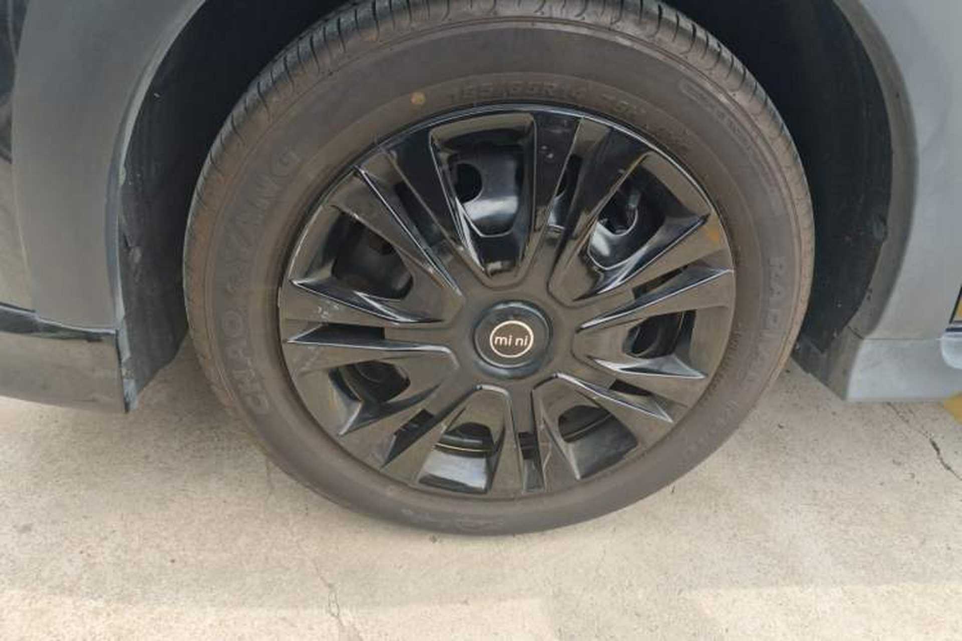 Used Geely Galaxy Panda 2024 200km Panda Kart Left Front Wheel Hub