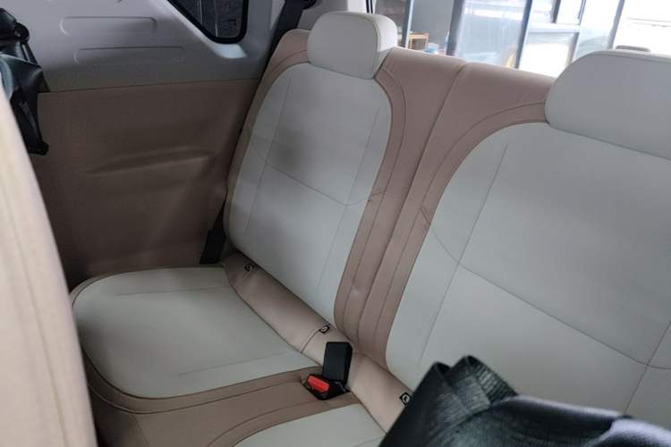 Used Geely Galaxy Panda 2024 200km Panda Kart Left Rear Seat