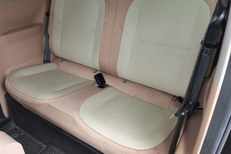 Used Geely Galaxy Panda 2024 200km Panda Kart Left Rear Seat