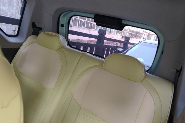 Used Geely Galaxy Panda 2024 Panda Mini 200km Endurance Bear Left Rear Seat