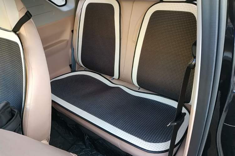 Used Geely Galaxy Panda 2024 200km Panda Kart Left Rear Seat
