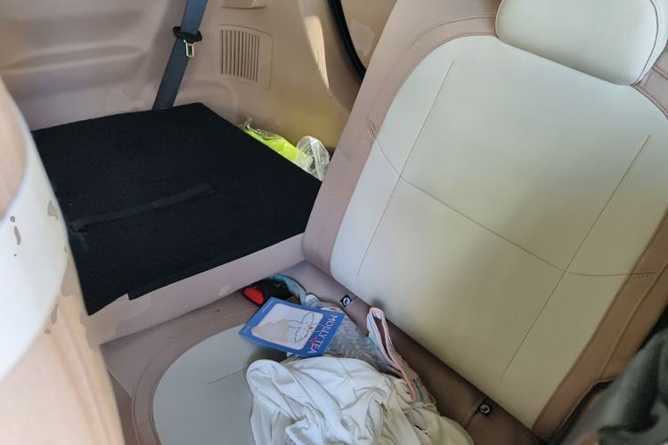 Used Geely Galaxy Panda 2024 200km Panda Kart Left Rear Seat