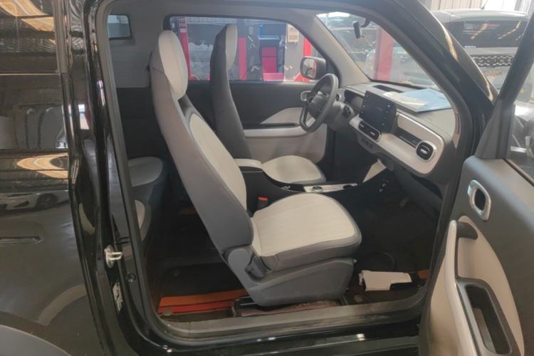Used Geely Galaxy Panda 2024 200km Panda Kart Right Front Seat
