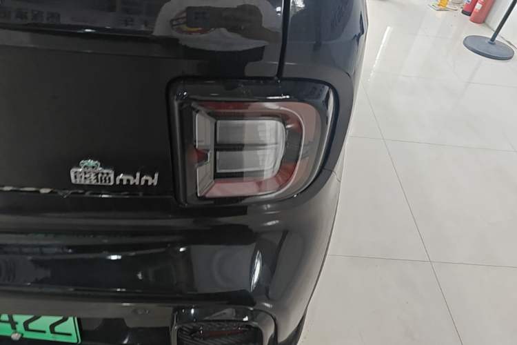 Used Geely Galaxy Panda 2024 200km Panda Kart Right Rear Taillight