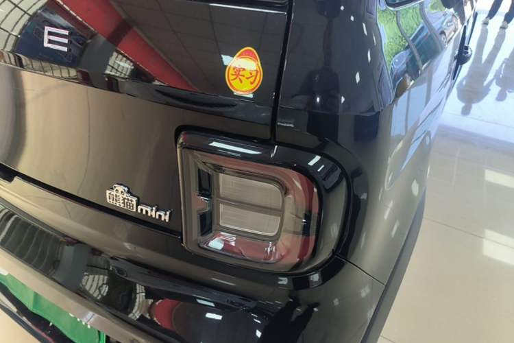Used Geely Galaxy Panda 2024 200km Panda Kart Right Rear Taillight