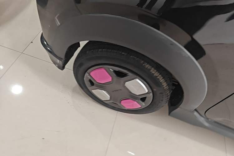 Used Geely Galaxy Panda 2024 200km Panda Kart Right Rear Wheel Hub