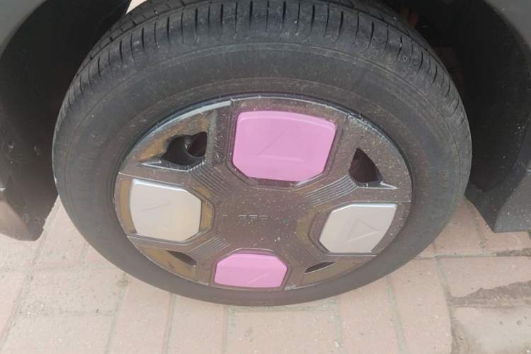 Used Geely Galaxy Panda 2024 200km Panda Kart Right Rear Wheel Hub